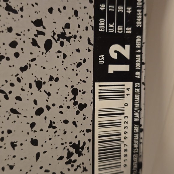 NEVER WORN JORDAN 6 RETRO - Picture 6 of 6